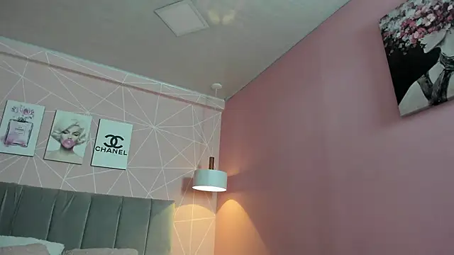 dolly zoe online show from 11-07-25, 10:03