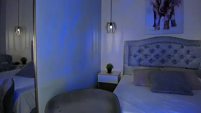 ayshel   online show from 12-23-25, 05:40