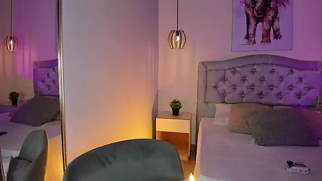 ayshel   online show from 11-17-25, 05:00