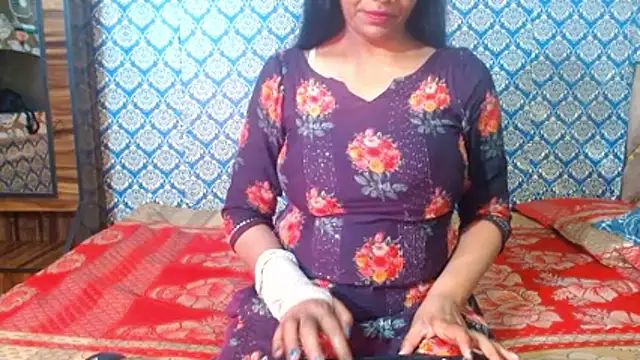 nikitahot3 online show from 02-12-26, 01:05