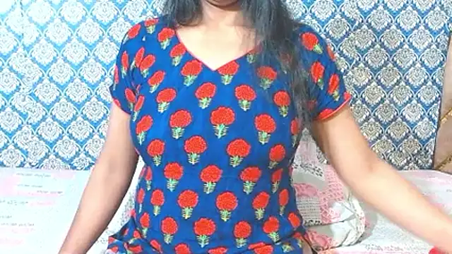 nikitahot3 online show from 04-04-26, 12:28