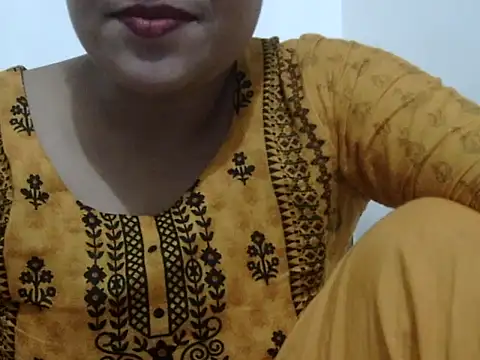 Snapshot of shekira99 chatting on 10-04-25, 06:42 shekira99 online show from 10-04-25, 06:42