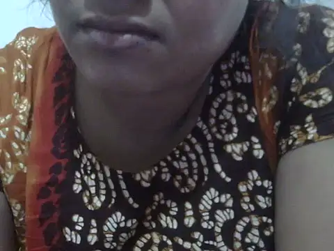 Snapshot of shekira99 chatting on 07-11-26, 11:21 shekira99 online show from 07-11-26, 11:21