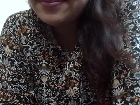 Snapshot of shekira99 chatting on 10-13-25, 06:15 shekira99 online show from 10-13-25, 06:15