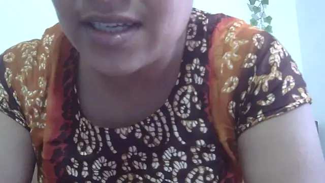 Snapshot of shekira99 chatting on 08-01-26, 02:42 shekira99 online show from 08-01-26, 02:42
