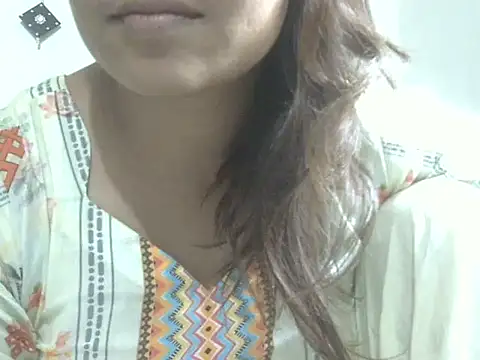 Snapshot of shekira99 chatting on 04-28-26, 03:00 shekira99 online show from 04-28-26, 03:00