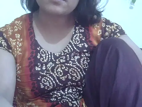 Snapshot of shekira99 chatting on 07-14-26, 02:00 shekira99 online show from 07-14-26, 02:00