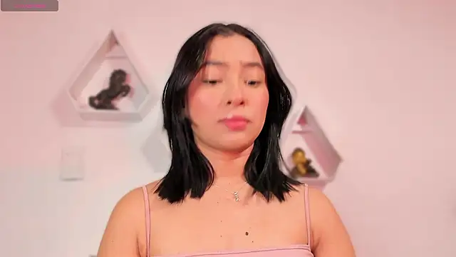 valerycolins online show from 02-25-26, 05:07