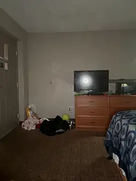 Stressreliever82 online show from 04-21-26, 10:05