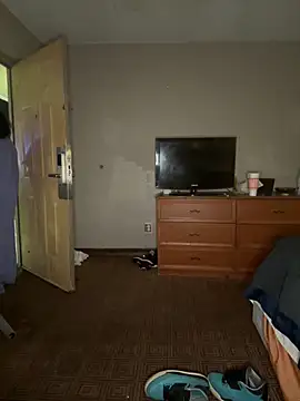 Stressreliever82 online show from 04-15-26, 05:13