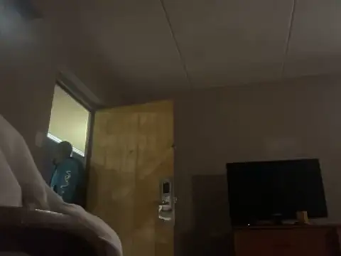 Stressreliever82 online show from 04-04-26, 04:52