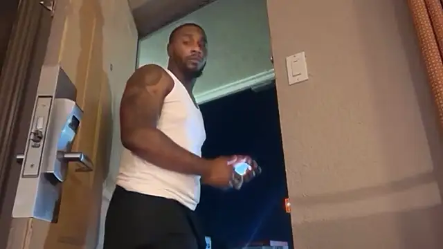 Stressreliever82 online show from 09-09-25, 06:01