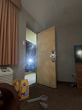 Stressreliever82 online show from 04-09-26, 02:24