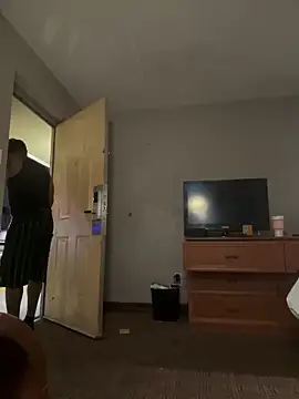 Stressreliever82 online show from 04-05-26, 10:44