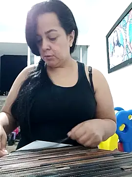 lucia vonne  online show from 09-16-25, 01:28