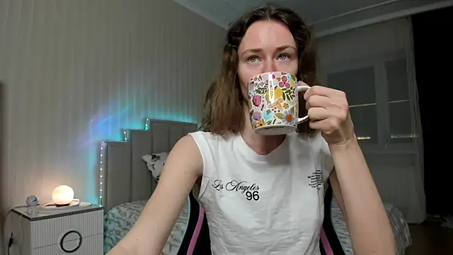 ooksiiii online show from 04-05-26, 06:03