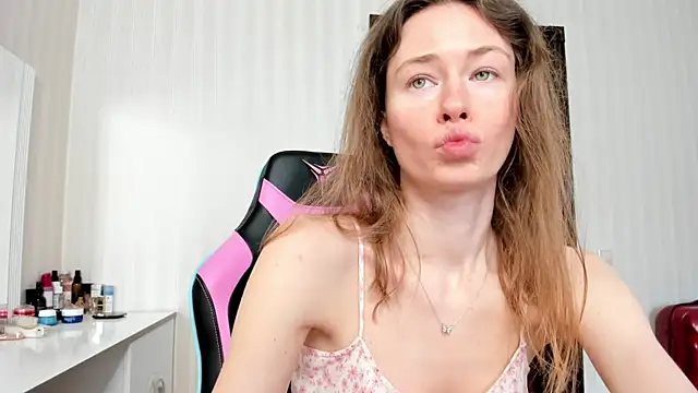 ooksiiii online show from 04-11-26, 11:47