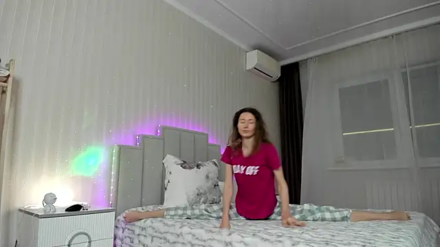 ooksiiii online show from 02-18-26, 05:09