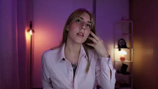 Dakotaa  online show from 03-30-26, 01:40