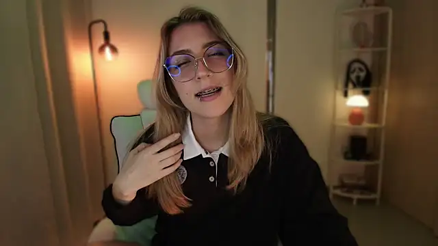 Dakotaa  online show from 12-01-25, 04:13