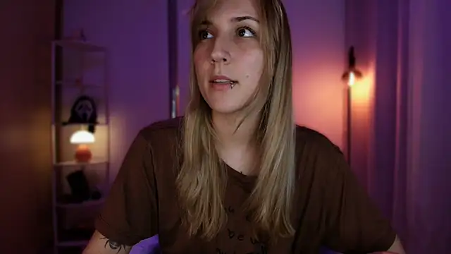 Dakotaa  online show from 03-22-26, 02:26