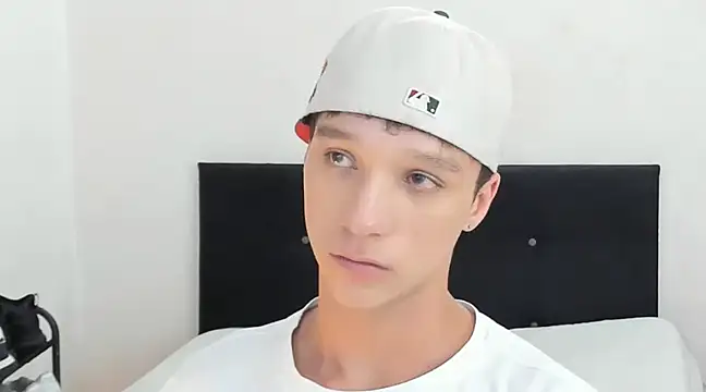 Snapshot of angelcortes chatting on 01-26-25, 10:02 angelcortes online show from 01-26-25, 10:02