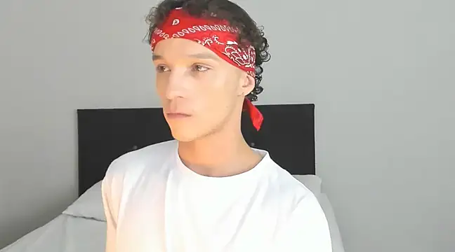 Snapshot of angelcortes chatting on 03-03-25, 09:37 angelcortes online show from 03-03-25, 09:37