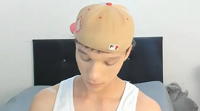 Snapshot of angelcortes chatting on 02-02-25, 12:02 angelcortes online show from 02-02-25, 12:02