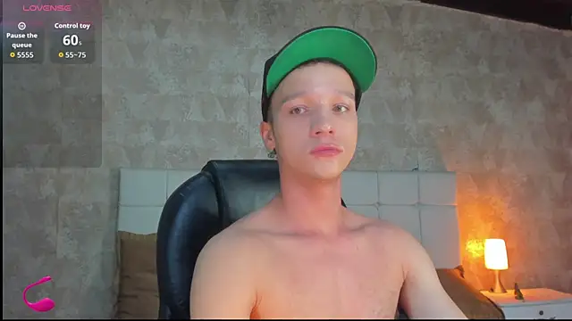 angelcortes online show from 12-03-25, 11:42