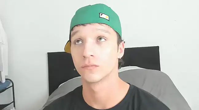 Snapshot of angelcortes chatting on 12-03-24, 11:29 angelcortes online show from 12-03-24, 11:29