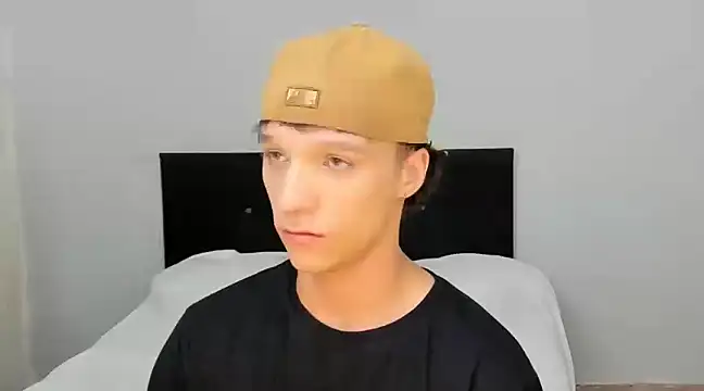 Snapshot of angelcortes chatting on 03-21-25, 07:13 angelcortes online show from 03-21-25, 07:13