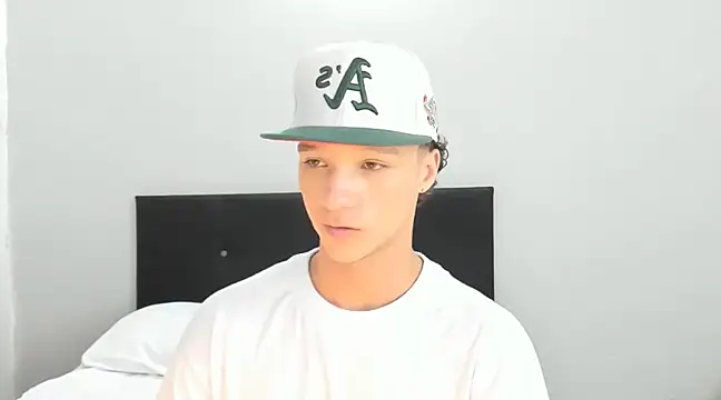 Snapshot of angelcortes chatting on 03-02-25, 04:47 angelcortes online show from 03-02-25, 04:47