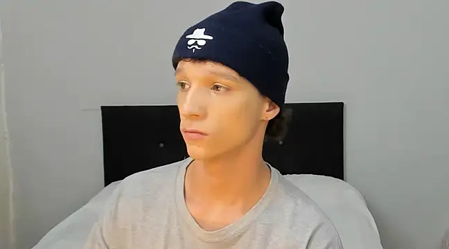 Snapshot of angelcortes chatting on 03-22-25, 10:49 angelcortes online show from 03-22-25, 10:49