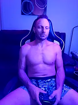 Funwithbrad1 online show from 12-10-24, 07:58