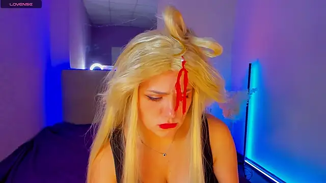 DellaRowe online show from 11-22-25, 01:43