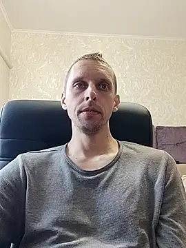 Snapshot of Yrikos1 chatting on 10-10-25, 01:34 Yrikos1 online show from 10-10-25, 01:34