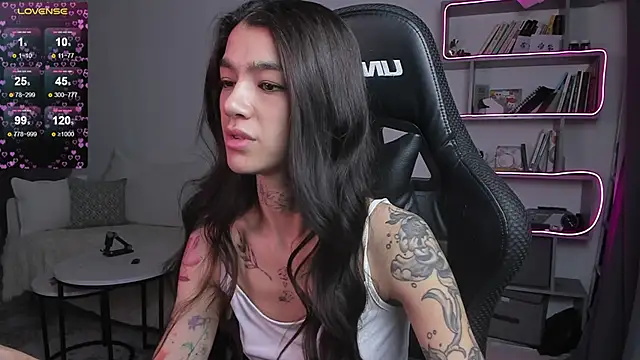 vinkitinkii online show from 02-25-25, 07:09
