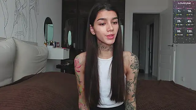 vinkitinkii online show from 10-31-25, 07:27