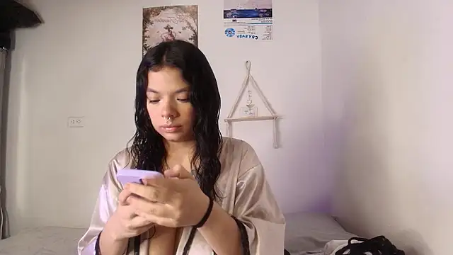 yungelitamor  online show from 03-08-25, 05:28