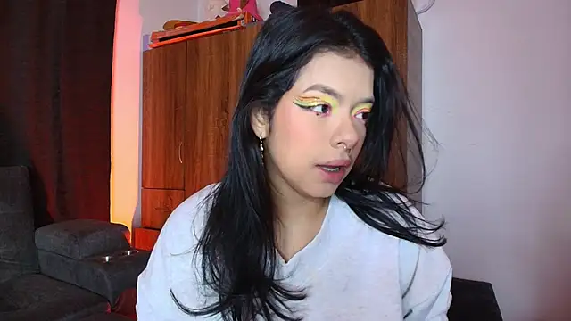 Snapshot of yungelitamor_ chatting on 07-12-26, 05:41 yungelitamor online show from 07-12-26, 05:41