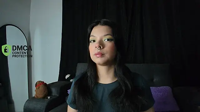 yungelitamor  online show from 04-14-26, 05:23