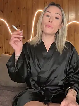 petrouchkaaa  online show from 02-23-26, 11:44