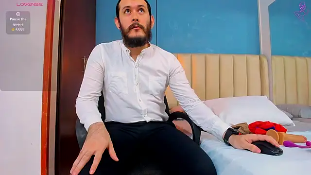 jeanpiere  online show from 01-19-26, 02:26