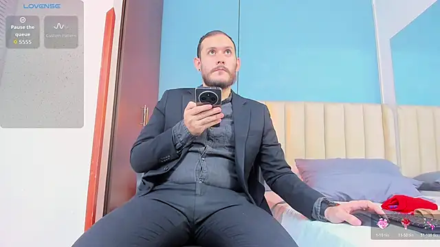 jeanpiere  online show from 11-27-25, 01:50