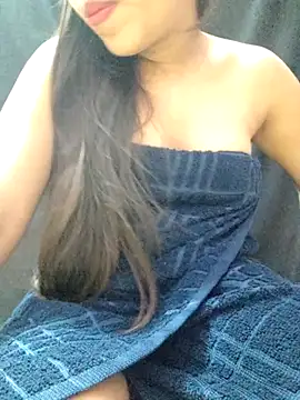Snapshot of Roshni_98 chatting on 07-22-26, 05:37 Roshni 98 online show from 07-22-26, 05:37