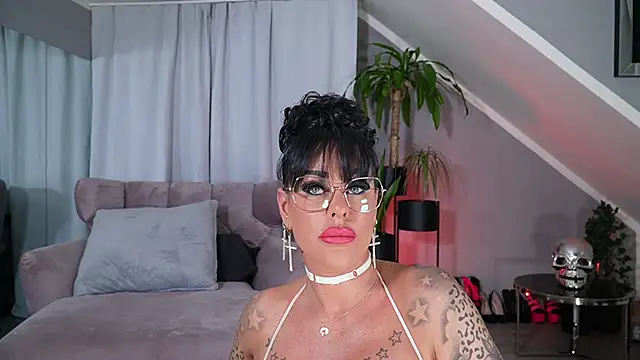 hotmilfbitch online show from 02-28-25, 01:47
