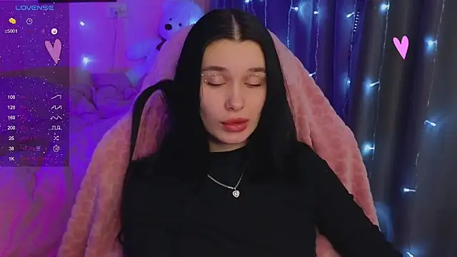 Amanda Tender online show from 11-13-25, 10:57