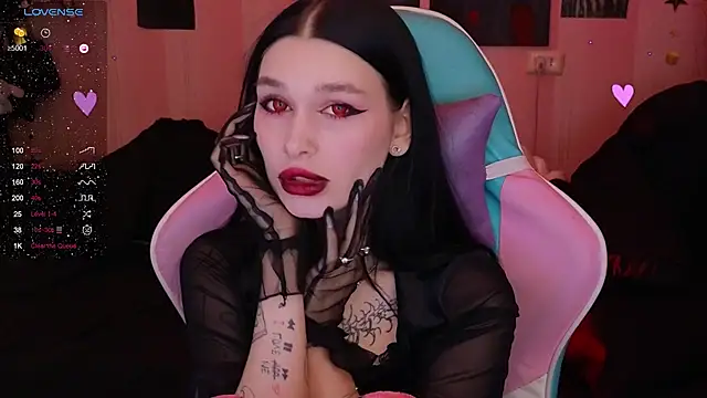 Amanda Tender online show from 02-18-25, 10:25