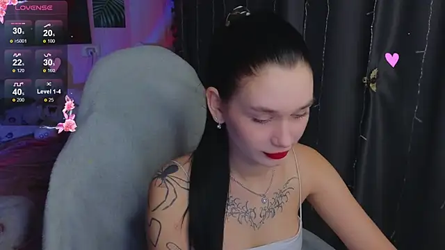 Amanda Tender online show from 11-30-25, 10:10