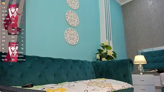 KarlynHoliss online show from 12-10-24, 11:54